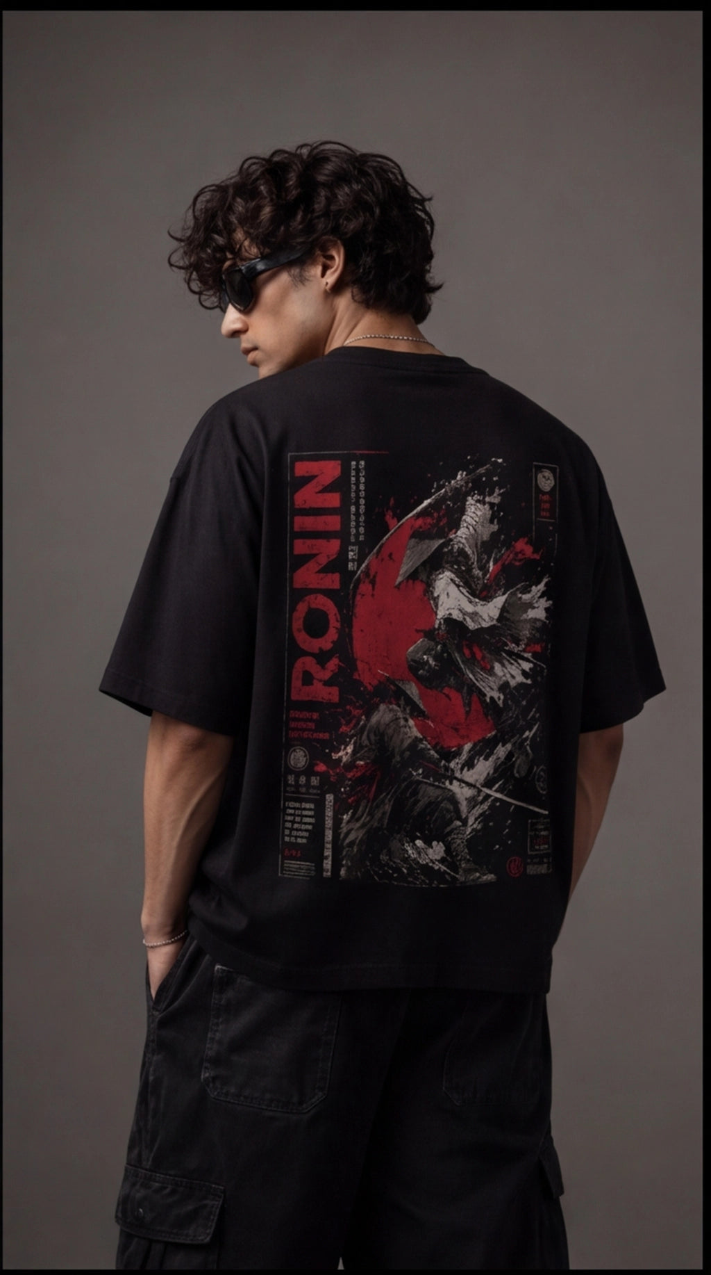 Ronin Shadow Oversized T-Shirt – Japanese Samurai Streetwear Graphic Tee