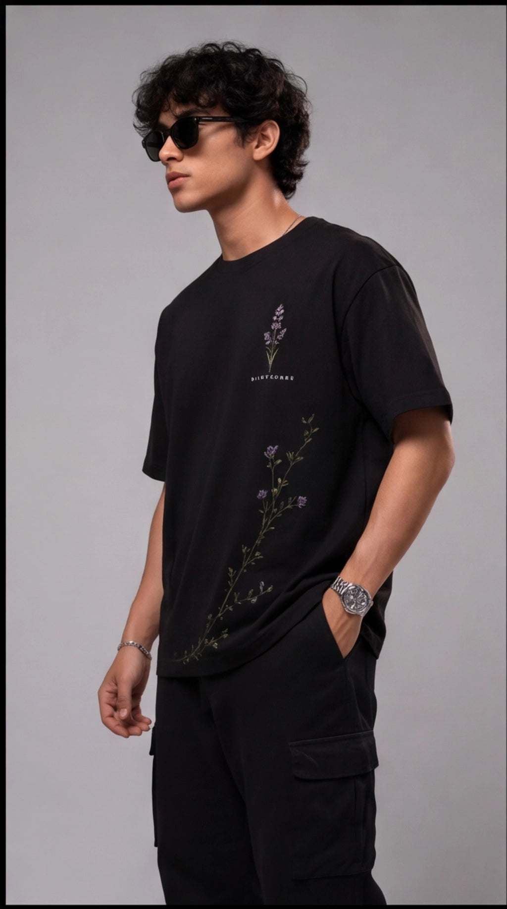 Lavender Floral Graphic Oversized T-Shirt - Black