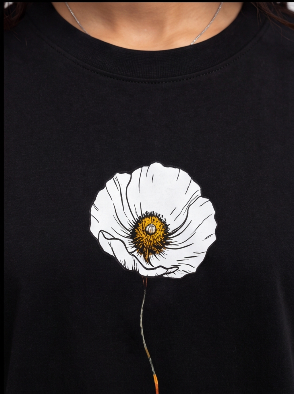 Dream On Floral Oversized T-Shirt – Black Aesthetic Graphic Tee