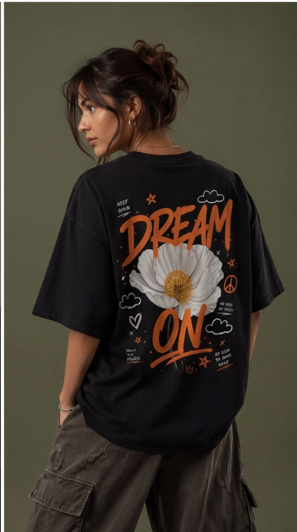 Dream On Floral Oversized T-Shirt – Black Aesthetic Graphic Tee