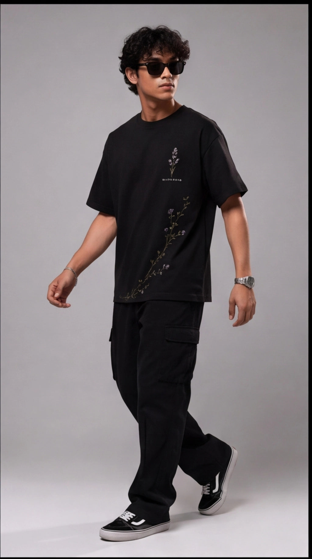 Lavender Floral Graphic Oversized T-Shirt - Black