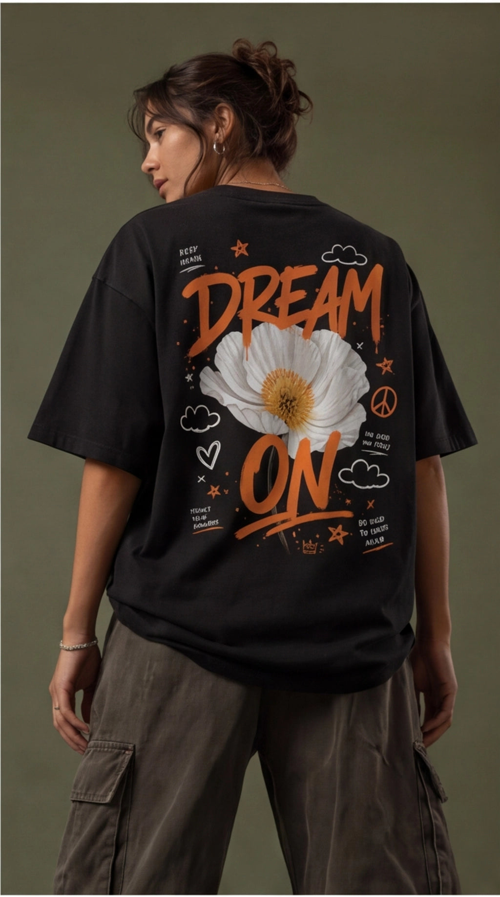Dream On Floral Oversized T-Shirt – Black Aesthetic Graphic Tee